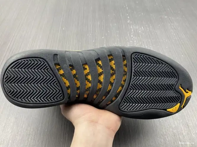 One Kick Taxi CT8013-071 Black Jordan Air 12 0626